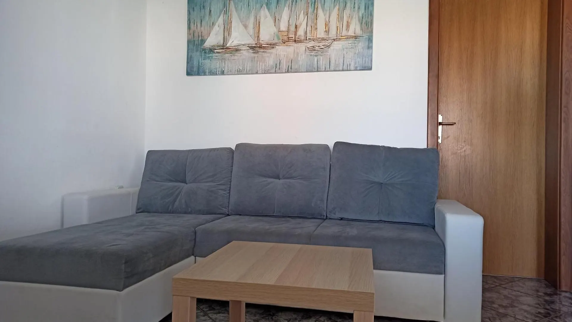 Apartments By The Sea Vir - 24066